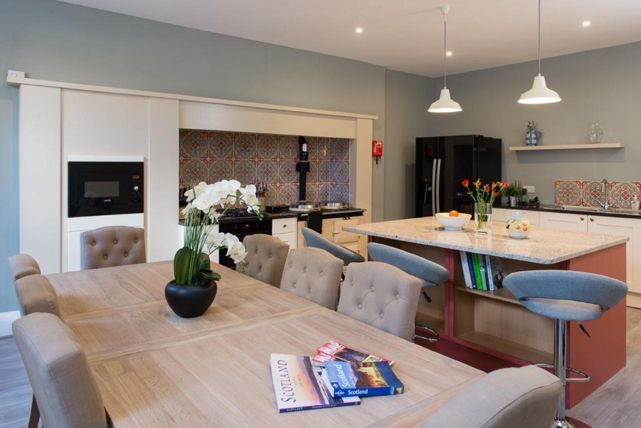 Gorgeous Central Edinburgh 3-Bedroom Apartment 외부 사진
