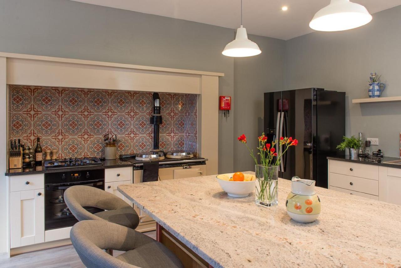 Gorgeous Central Edinburgh 3-Bedroom Apartment 외부 사진