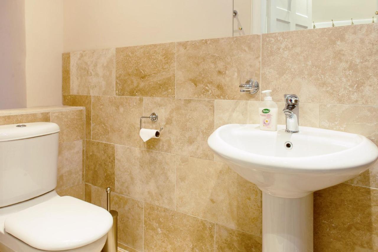 Gorgeous Central Edinburgh 3-Bedroom Apartment 외부 사진